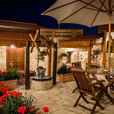 Xenios Cottages Лофу Екстер'єр фото