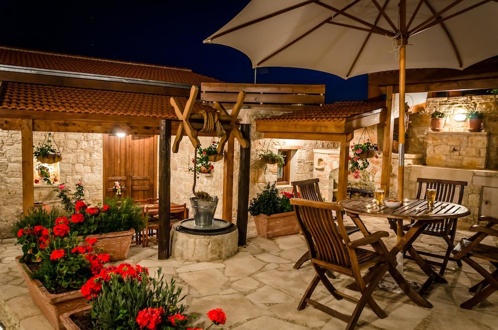 Xenios Cottages Лофу Екстер'єр фото
