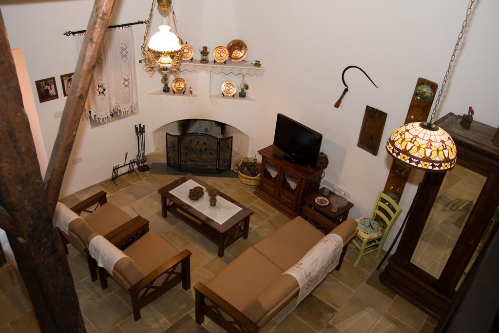 Xenios Cottages Лофу Номер фото